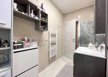 Two-room apartment Villasanta - photo 20