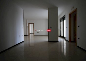 Bilocale Via Mons. Olindo Ruggieri, Martina Franca - foto 5