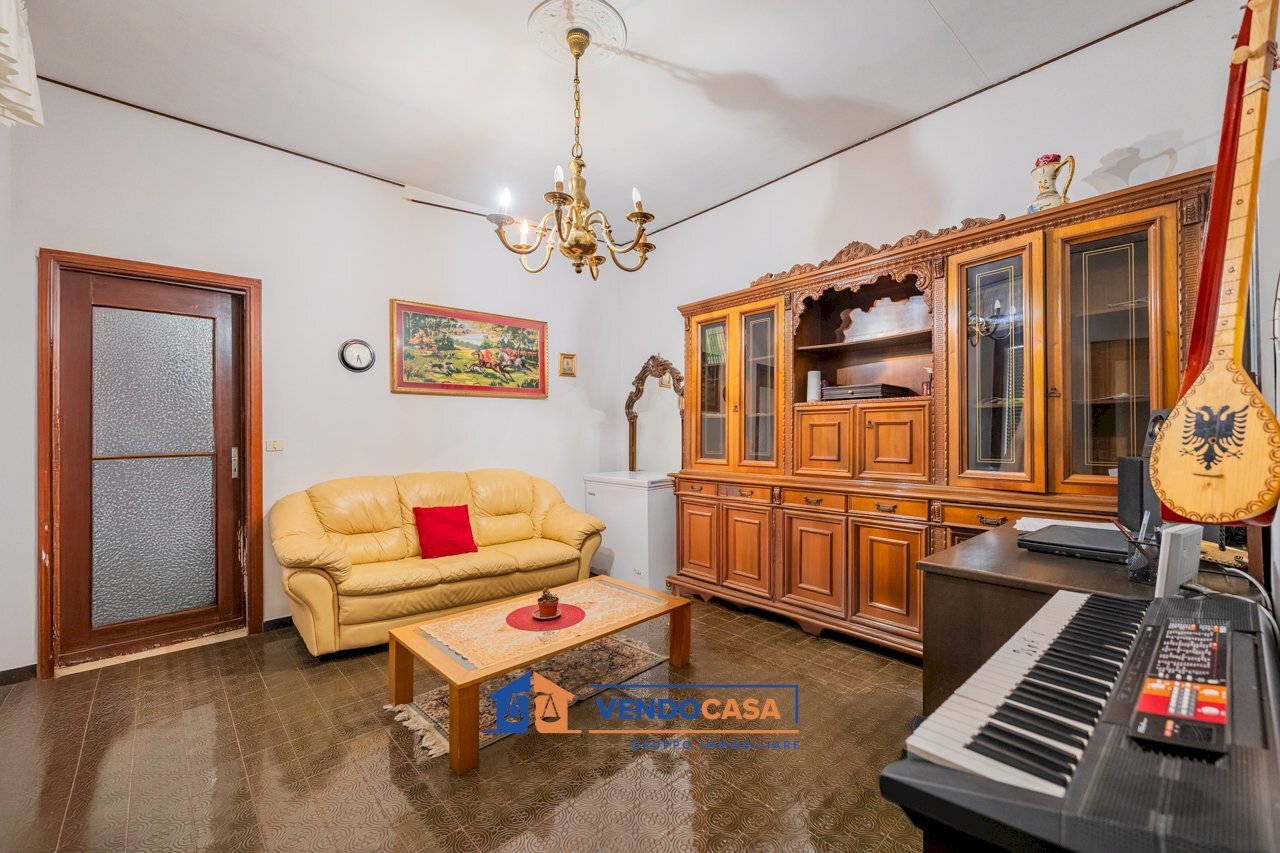 Independent house Santa Vittoria d'Alba - photo 2