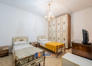 Casa indipendente Santa Vittoria d'Alba - foto 12