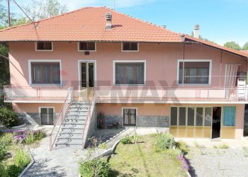 Villa Casale Trucchi, 63 
 Riviera, Zubiena - foto 2