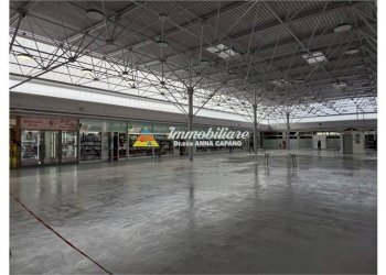 Shop PRESSO CENTRO COMMERCIALE VIA PIRANDELLO, Bologna - photo 6