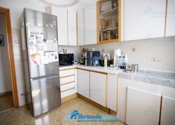 Three-room apartment Genova (neighborhood Sampierdarena) - photo 10