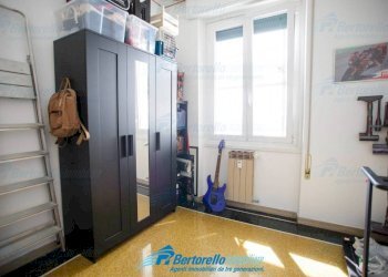 Three-room apartment Genova (neighborhood Sampierdarena) - photo 14