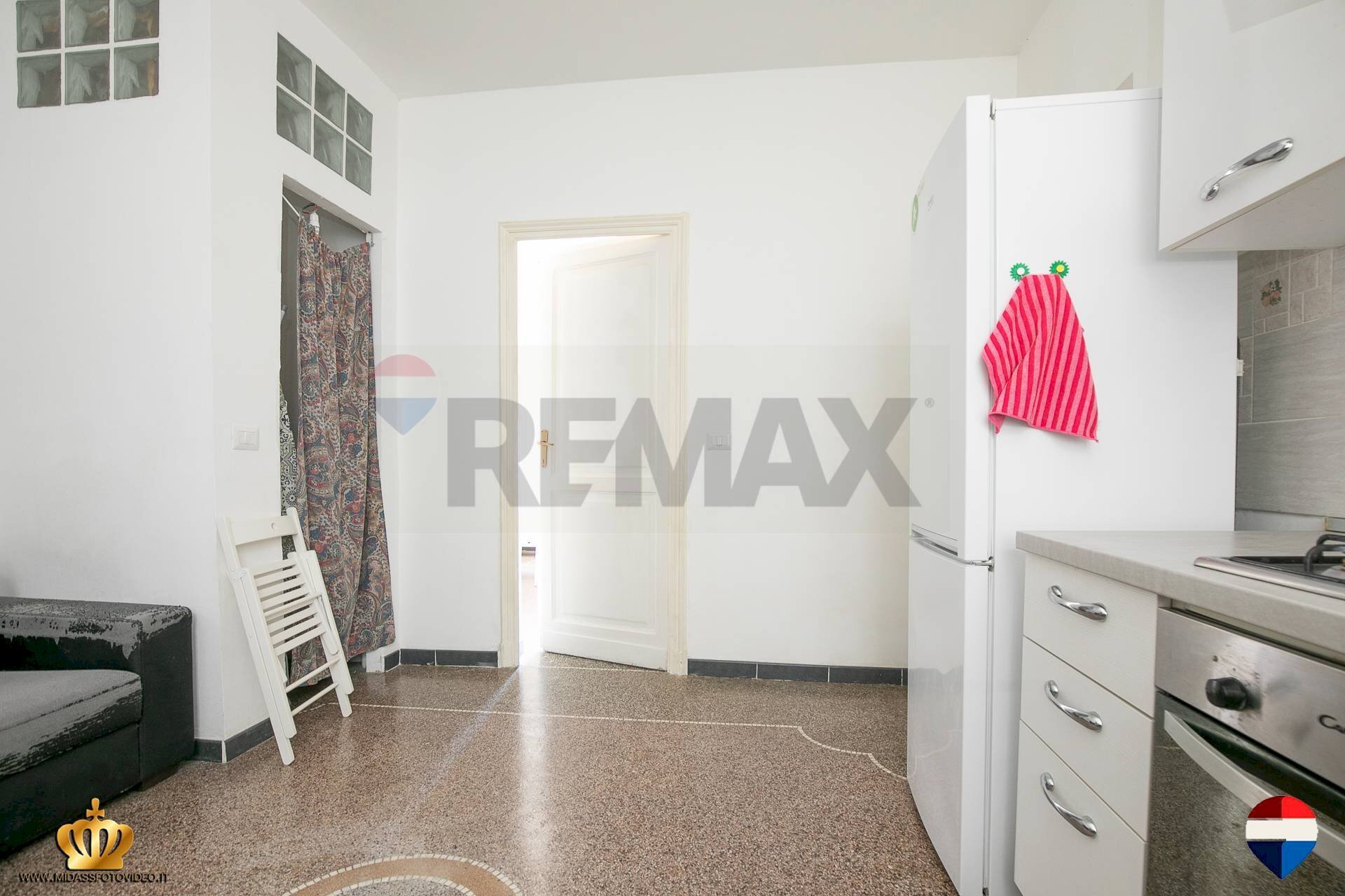 Trilocale Via Donghi, 12 
 S. Fruttuoso, Genova (zona San Fruttuoso) - foto 2