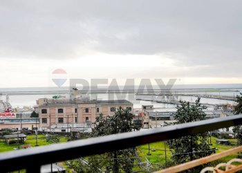 Two-room apartment Via Antica Romana Di Pegli, 33 
 Pegli, Genova (neighborhood Pegli) - photo 12