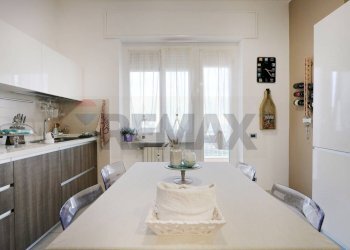 Two-room apartment Via Antica Romana Di Pegli, 33 
 Pegli, Genova (neighborhood Pegli) - photo 41