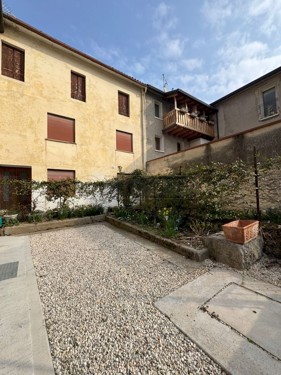 Esterno 2.jpeg - Casale Bassano del Grappa - photo 2