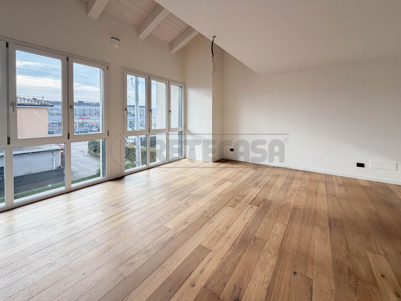 zona giorno - Apartment Via F. Magellano, Creazzo - photo 2