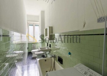 bagno - Quadrilocale Via Finalmarina 23, Torino (zona Nizza Millefonti) - foto 4