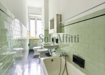 bagno - Quadrilocale Via Finalmarina 23, Torino (zona Nizza Millefonti) - foto 5