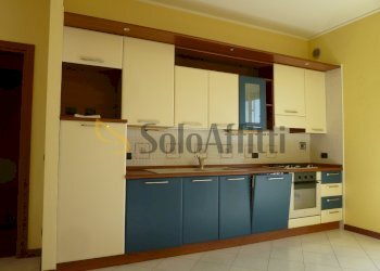 Soggiorno con cucina a vista - Bilocale Corso Orazio Raimondo 53, Sanremo - foto 3