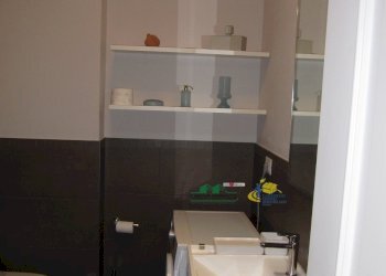 bagno.jpg - Two-room apartment Via Giuseppe Verdi, Parma - photo 25