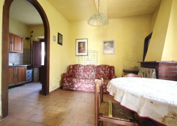 Porzione di casolare da ristrutturare, ampio giard - Terratetto - Terracielo Via per Carignano 218, Lucca - foto 7