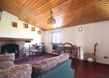 Porzione di casolare da ristrutturare, ampio giard - Terratetto - Terracielo Via per Carignano 218, Lucca - foto 13