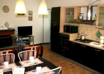 58465112.jpg - Two-room apartment La Spezia - photo 1