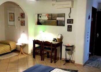 70042871.jpg - Two-room apartment La Spezia - photo 7