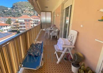 balcone - Appartamento Passeggiata Trento e Trieste, Ventimiglia - foto 4