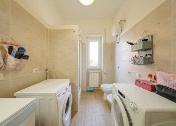 15.jpg - Three-room apartment Via A. Gramsci, Mentana - photo 26