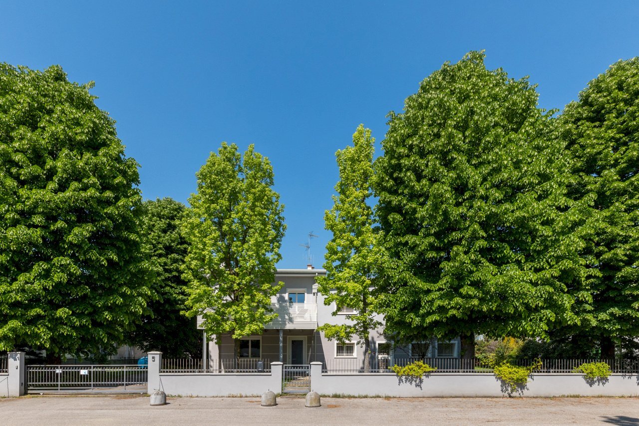 Imm. Castelmaggiore Pieve di Cento Via Zallone 24- - Capannone Via Benedetto Zallone 24, Pieve di Cento - foto 1