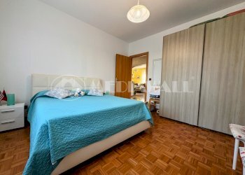 17.JPG - Four-room apartment Via Camillo Benso Conte di Cavour 1, Fontanafredda - photo 17