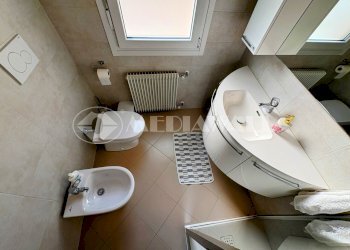 26.JPG - Four-room apartment Via Camillo Benso Conte di Cavour 1, Fontanafredda - photo 26