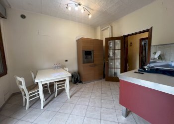 IMG_3232.JPG - Quadrilocale Reggio nell'Emilia - foto 4