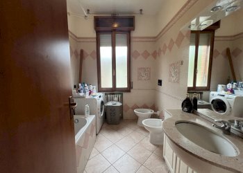 IMG_3217.JPG - Quadrilocale Reggio nell'Emilia - foto 12