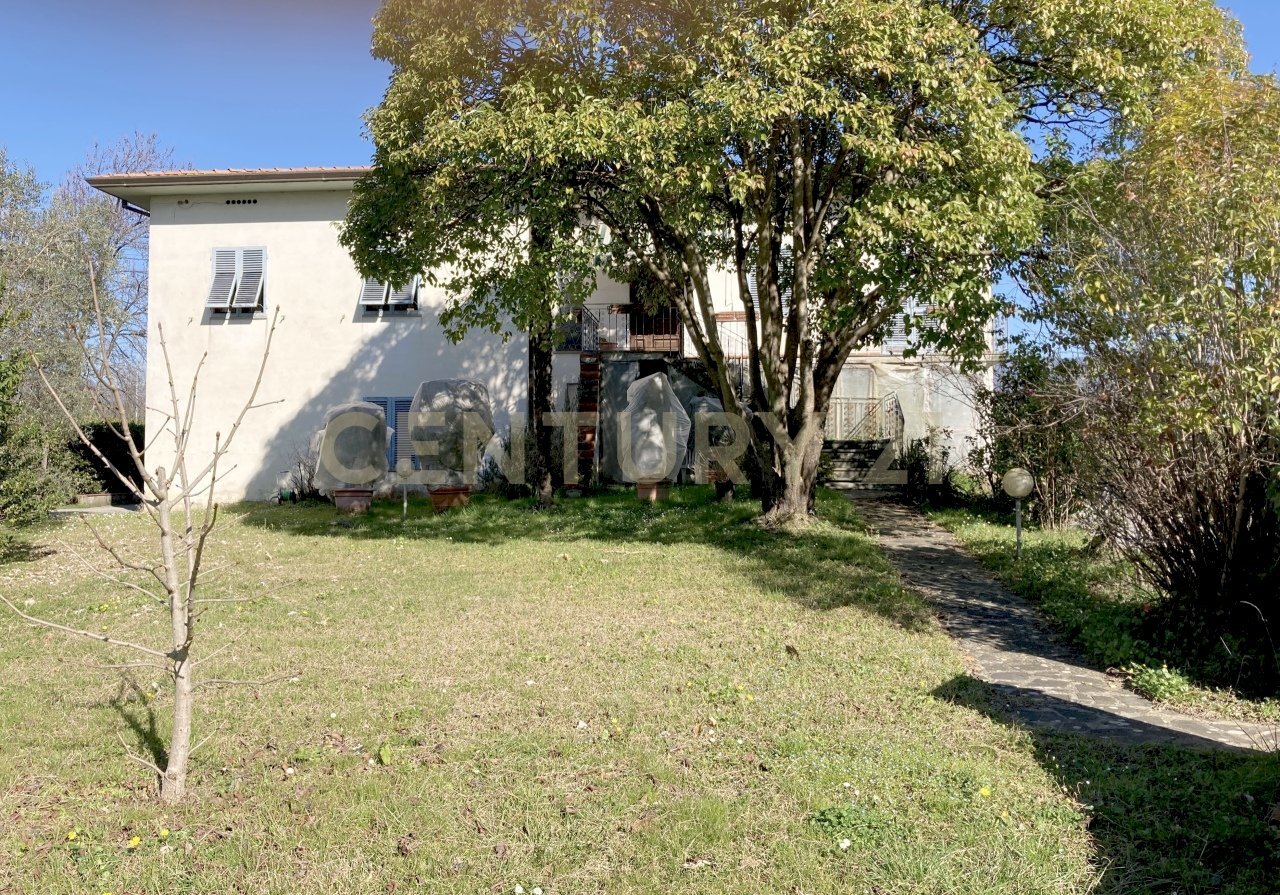 Vista da fuori 2.JPG - Villa Lucca - foto 2