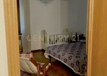 Camera M 2.jpeg - Villa Lucca - foto 29