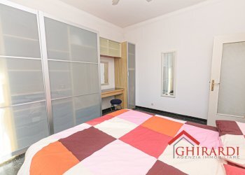 4.3 CAMERA 1.jpg - Appartamento VIA ANTICA ROMANA DI PEGLI 13, Genova (zona Pegli) - foto 18