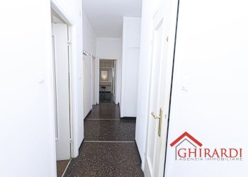 8.0 CORRIDOIO.jpg - Appartamento VIA ANTICA ROMANA DI PEGLI 13, Genova (zona Pegli) - foto 30