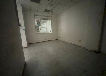 cec3.jpg - Locale Commerciale Via Conca, Ancona - foto 3