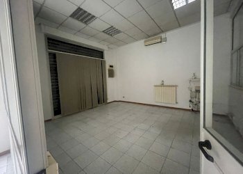 cec5.jpg - Locale Commerciale Via Conca, Ancona - foto 5