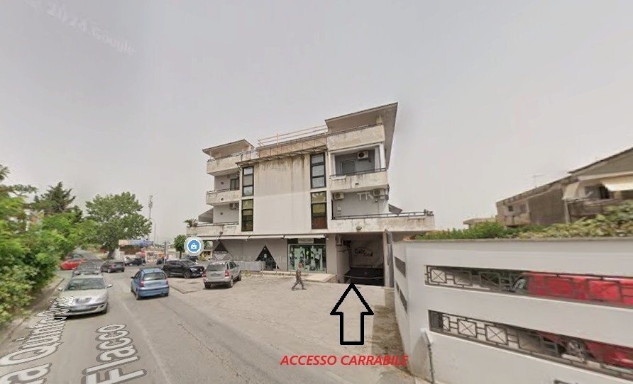 IMMAGINE ESTERNA.jpg - Box Mugnano di Napoli - foto 2