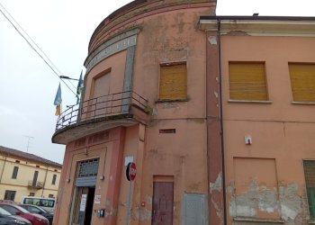 IMG_20260305_163731.jpg - Stabile - Palazzo Piazza Carlo Comaschi 40, Gussola - foto 1