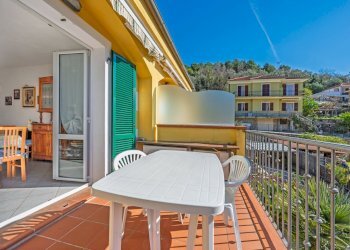 DSC_0001 - Copia.jpg - Trilocale Via Pairola 44, San Bartolomeo al Mare - foto 5