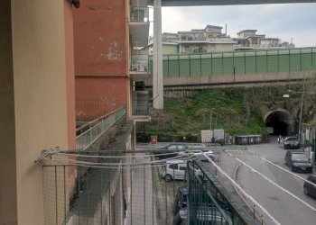 balcone - Appartamento Salita Brasile 13, Genova (zona Bolzaneto) - foto 28