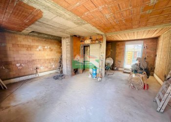 PHOTO-2025-07-10-18-21-55 3.jpg - Casa indipendente via natisone, Ravenna - foto 6