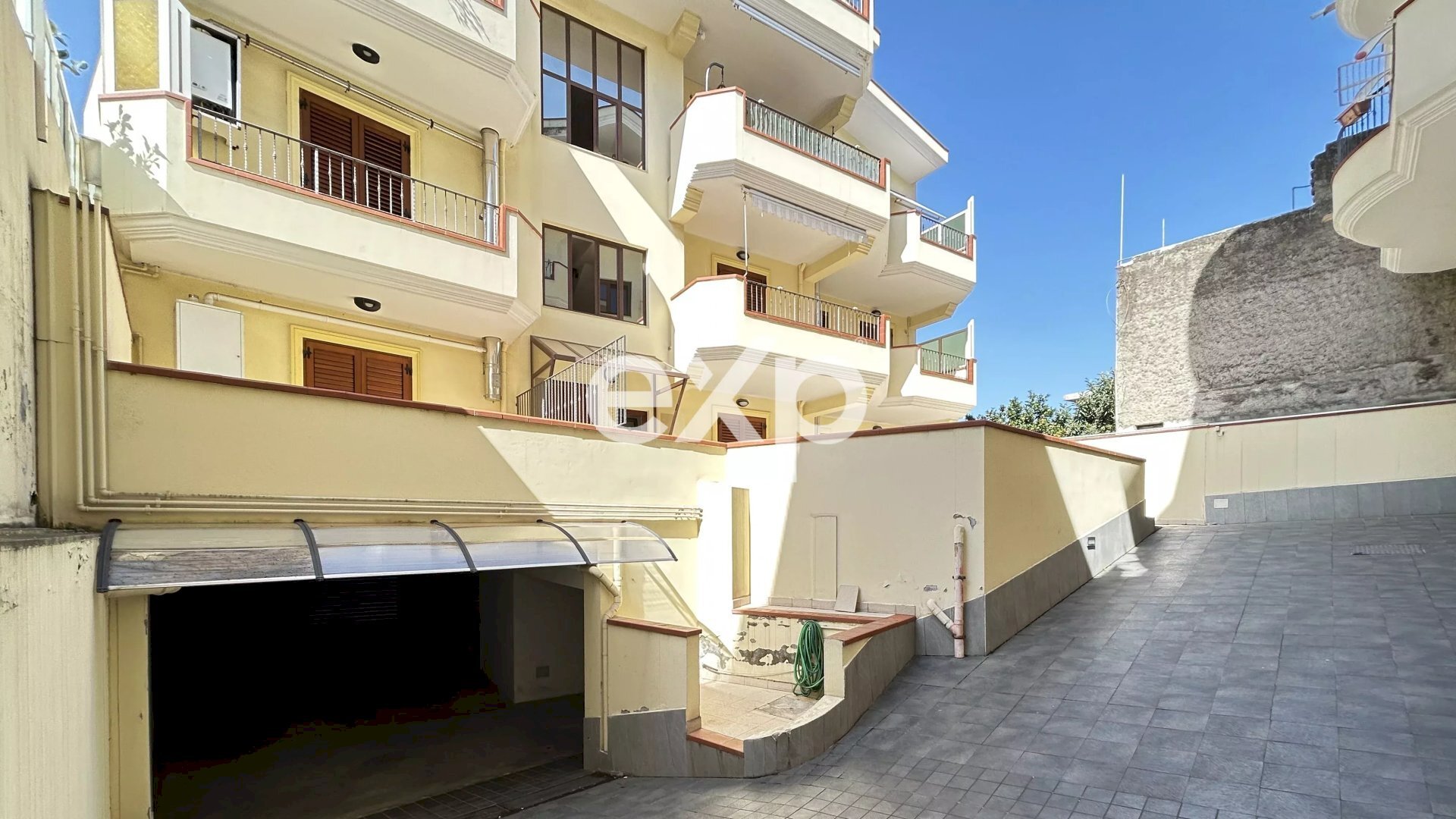 Three-room apartment Via Nazionale, Villafranca Tirrena - photo 3