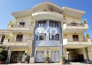 Three-room apartment Via Nazionale, Villafranca Tirrena - photo 1