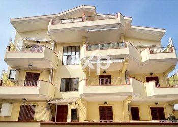 Three-room apartment Via Nazionale, Villafranca Tirrena - photo 2