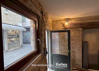 Negozio Sestiere Santa Croce, Venezia (zona Santa Croce) - foto 8