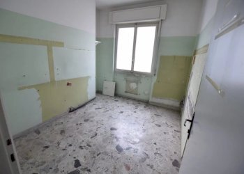 Office Via Piacenza, Genova (neighborhood Molassana) - photo 51