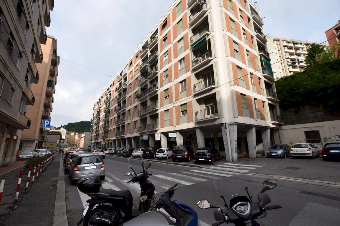 Appartamento Via Piacenza, Genova (zona Molassana) - foto 1