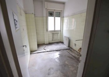 Appartamento Via Piacenza, Genova (zona Molassana) - foto 48