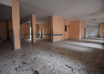 Magazzino Via Piacenza, Genova (zona Molassana) - foto 24