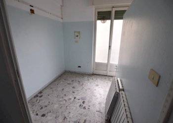 Magazzino Via Piacenza, Genova (zona Molassana) - foto 39