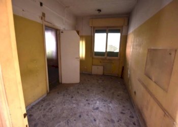 Magazzino Via Piacenza, Genova (zona Molassana) - foto 74