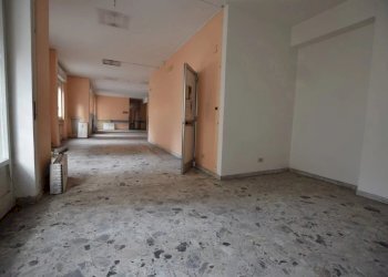 Office Via Piacenza, Genova (neighborhood Molassana) - photo 20